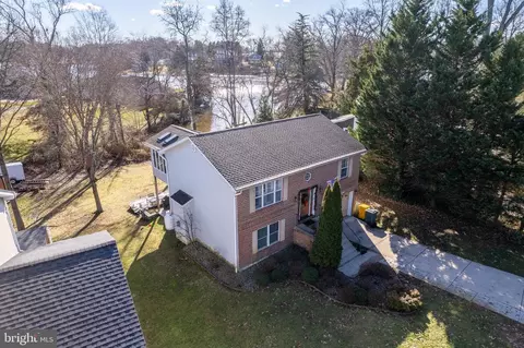 611 Overhill Dr, Edgewater, MD 21037 photo 7