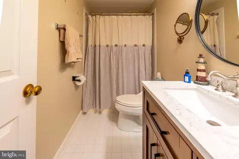 611 Overhill Dr, Edgewater, MD 21037 photo 35