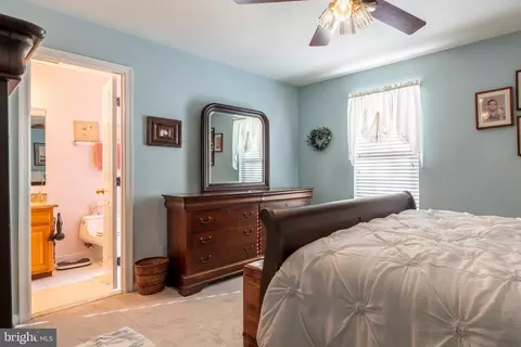 611 Overhill Dr, Edgewater, MD 21037 photo 27