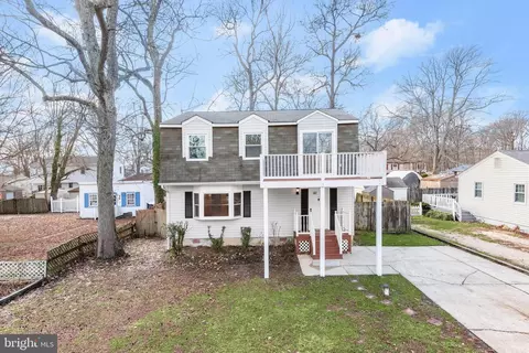 5604 Dover St, Churchton, MD 20733