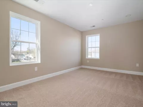 8134 Solley Rd, Pasadena, MD 21122 photo 17