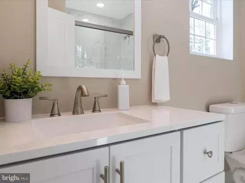 8134 Solley Rd, Pasadena, MD 21122 photo 18