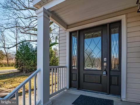 8134 Solley Rd, Pasadena, MD 21122 photo 4