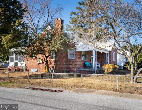 8470 Bedford Rd, Pasadena, MD 21122 photo 3