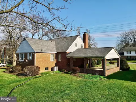 2 Saint Charles, Baltimore Highlands, MD 21225 photo 3