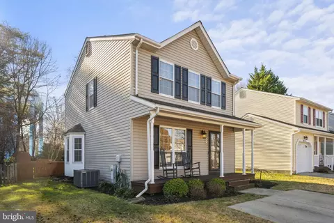 3465 Old Crown Dr, Pasadena, MD 21122 photo 2