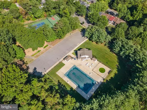 3465 Old Crown Dr, Pasadena, MD 21122 photo 33