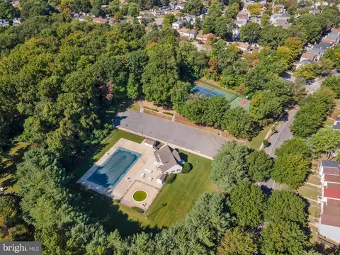 3465 Old Crown Dr, Pasadena, MD 21122 photo 34
