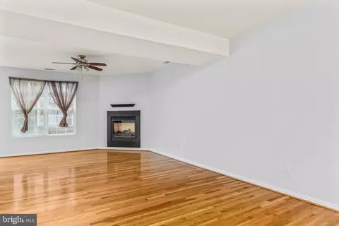 7078 Myrtle Ave, North Beach, MD 20714 photo 5