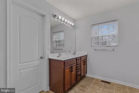 7078 Myrtle Ave, North Beach, MD 20714 photo 15