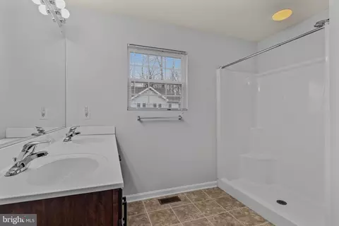 7078 Myrtle Ave, North Beach, MD 20714 photo 16