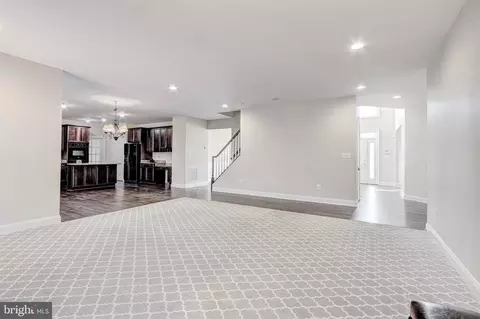 Exterior - 8946 Sahalee Ct, Pasadena, MD 21122 photo 6 of 6