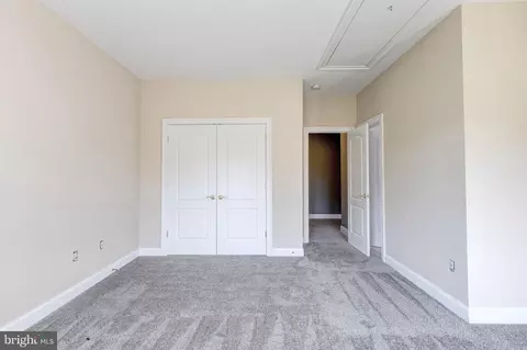 Bedroom - 8946 Sahalee Ct, Pasadena, MD 21122 photo 2 of 6