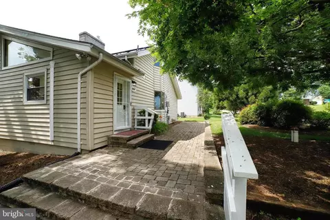 1215 Turkey Point Rd, Edgewater, MD 21037 photo 2