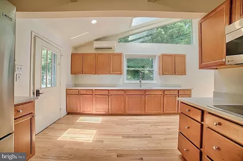 1215 Turkey Point Rd, Edgewater, MD 21037 photo 6