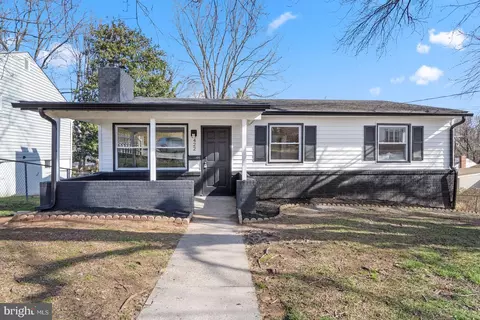 422 Waverly Ave, Brooklyn, MD 21225