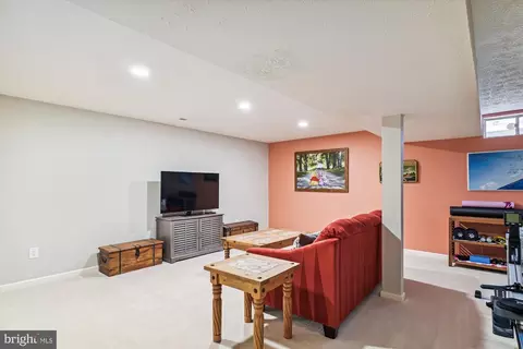 2412 Hightee Ct, Crofton, MD 21114 photo 38