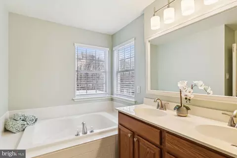 2412 Hightee Ct, Crofton, MD 21114 photo 27