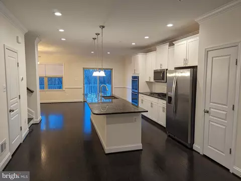 233 Mill Crossing Ct, Harmans, MD 21077 photo 5