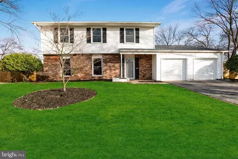 7813 Citadel Dr, Severn, MD 21144