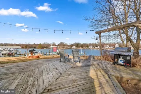 1938 Cedar Rd, Pasadena, MD 21122 photo 45