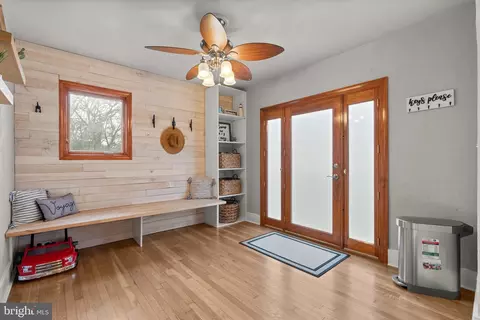 1938 Cedar Rd, Pasadena, MD 21122 photo 18