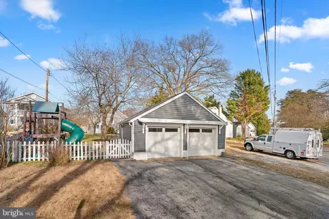 1938 Cedar Rd, Pasadena, MD 21122 photo 41