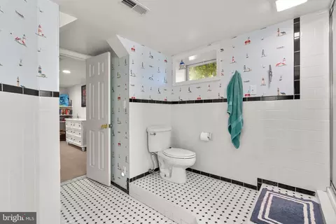 1938 Cedar Rd, Pasadena, MD 21122 photo 30