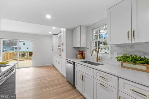 100 Conley Dr, Annapolis, MD 21403 photo 9