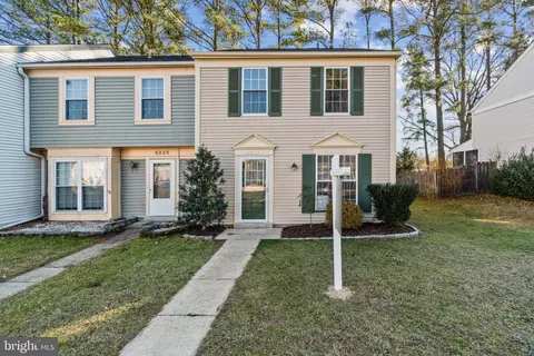 8226 Great Bend Rd, Glen Burnie, MD 21061