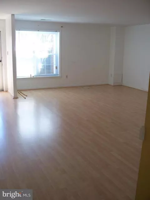 1712 Bancroft Ln E #289, Crofton, MD 21114 photo 2