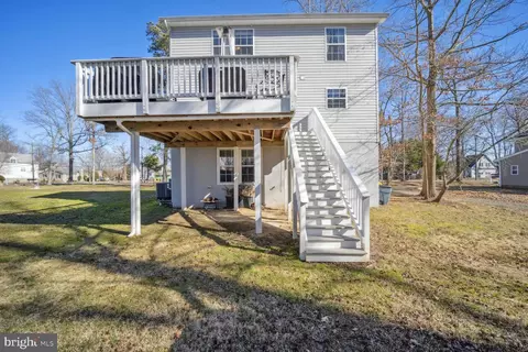 Exterior - 1089 Walnut Ave, North Beach, MD 20714 photo 7 of 9