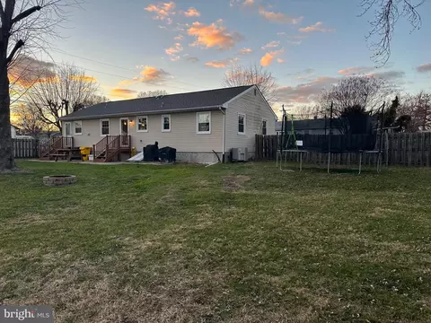 231 Inlet Dr, Pasadena, MD 21122 photo 31