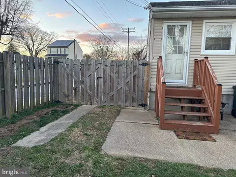 231 Inlet Dr, Pasadena, MD 21122 photo 32
