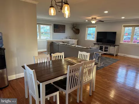231 Inlet Dr, Pasadena, MD 21122 photo 5