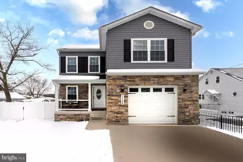 7766 Outing Ave, Pasadena, MD 21122