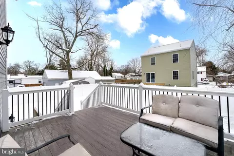 7766 Outing Ave, Pasadena, MD 21122 photo 5