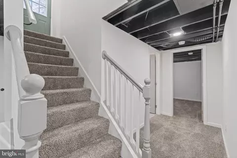 1090 Locust Dr, Pasadena, MD 21122 photo 21