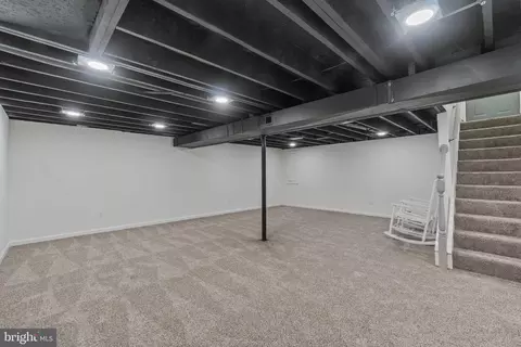 1090 Locust Dr, Pasadena, MD 21122 photo 22