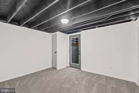 1090 Locust Dr, Pasadena, MD 21122 photo 25