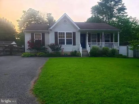 7743 W Shore Rd, Pasadena, MD 21122