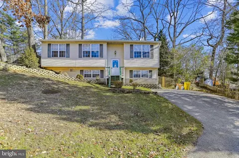 811 Dogwood Trl, Crownsville, MD 21032