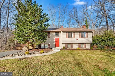 1959 Valley Rd, Annapolis, MD 21401