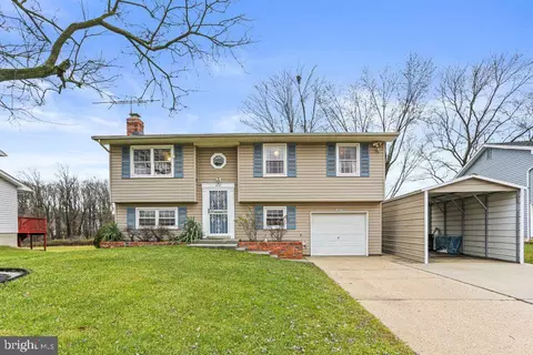 1837 Montreal Rd, Severn, MD 21144