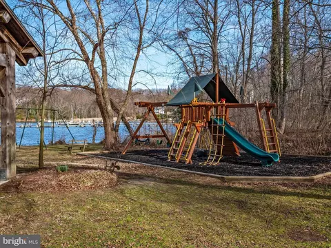View/Area - 1231 Balfour Dr, Arnold, MD 21012 photo 14 of 15