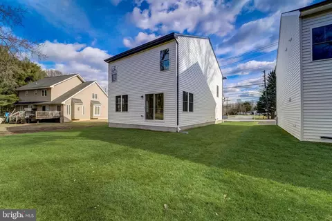 8156 Hog Neck Rd, Pasadena, MD 21122 photo 40