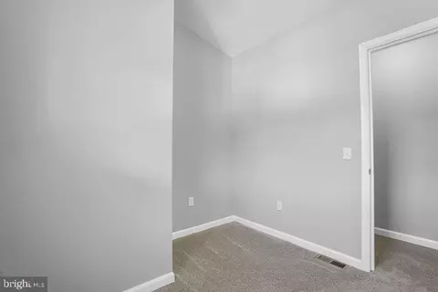 8003 Belhaven Ave, Pasadena, MD 21122 photo 18