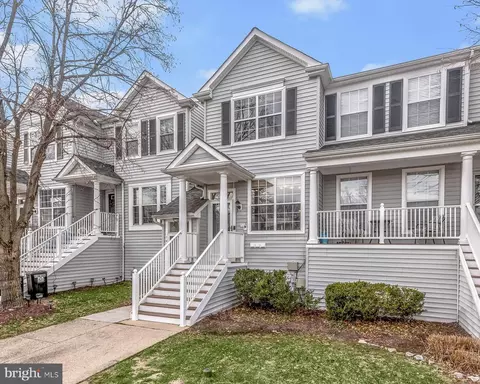 1434 Flatwood Ct, Crofton, MD 21114