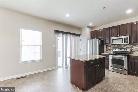 1217 Graycliff Ln, Odenton, MD 21113 photo 7