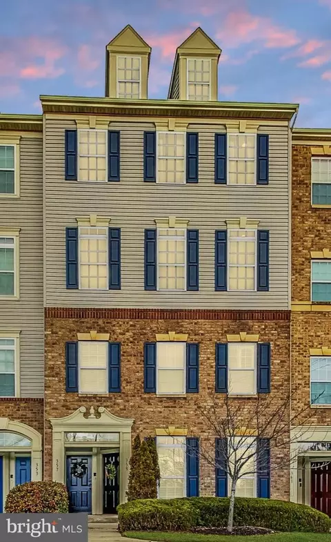 357 Chessington Dr, Odenton, MD 21113